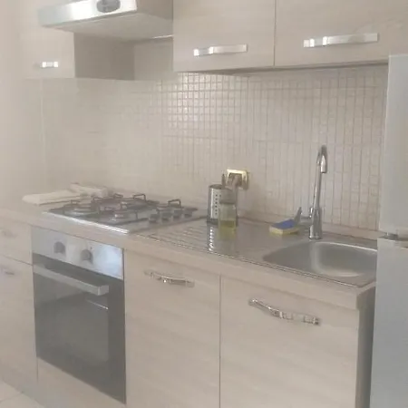 Home Pitagora Apartment *